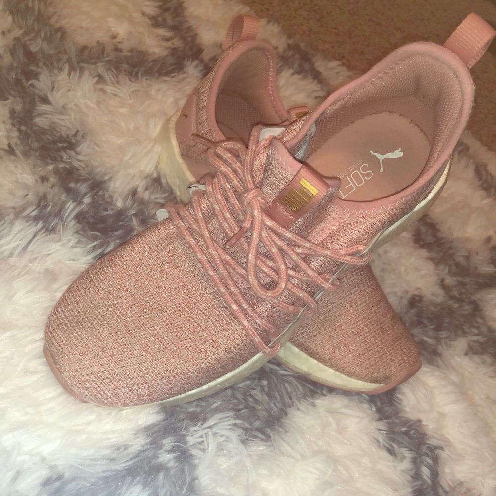 Puma Tennis Shoes